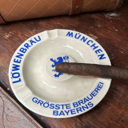 Cigar Ash Tray