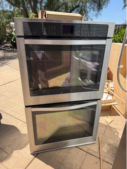 Whirlpool 30” Double Oven