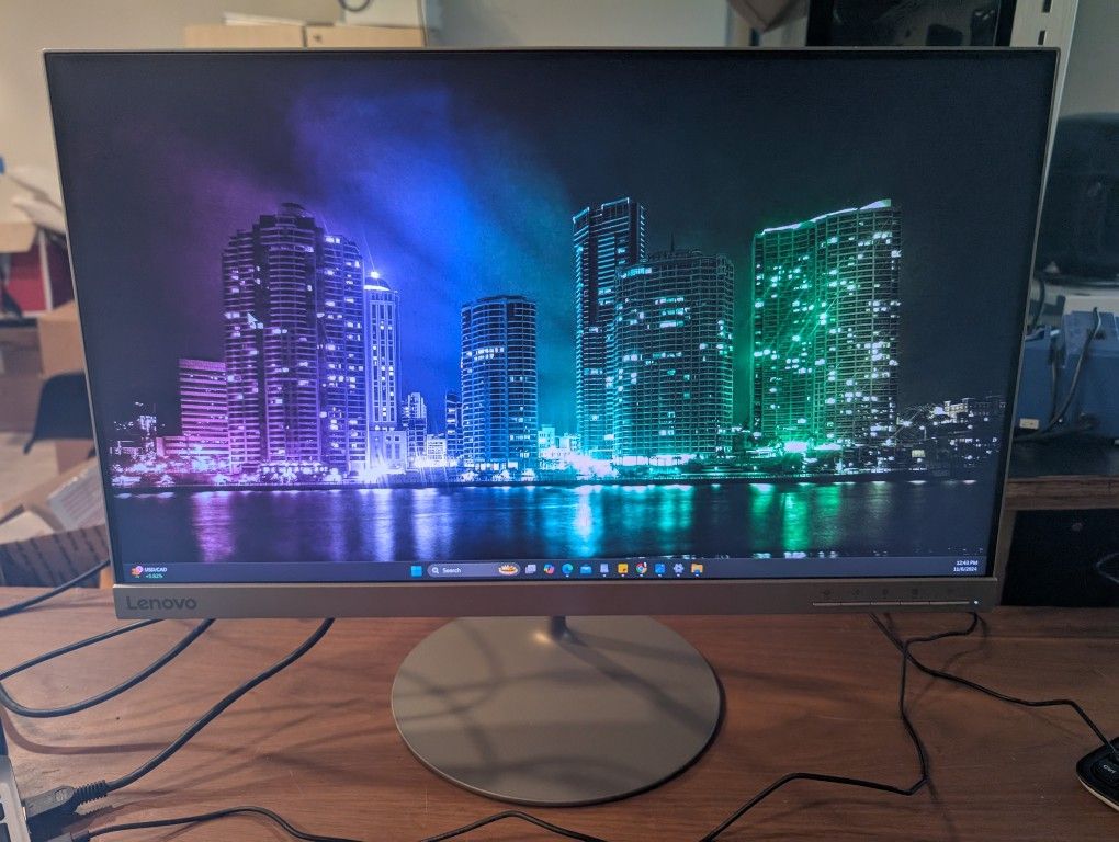 Lenovo 24in Computer Monitor