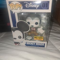 Disney Pop Figure Diamond Collection Excusive Mickey Mouse