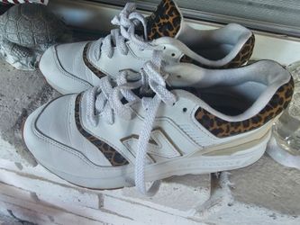 New balance shoe