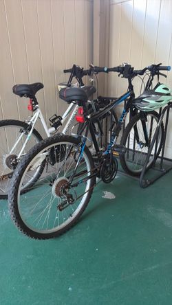 2 Mountain bikes