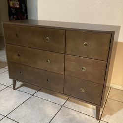 6 Drawer Brown Dresser