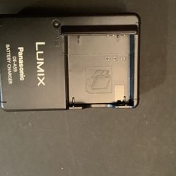 LUMIX Panasonic DE-A59 Battery Charger