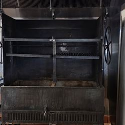 Santa Maria grill for wood and charcoal