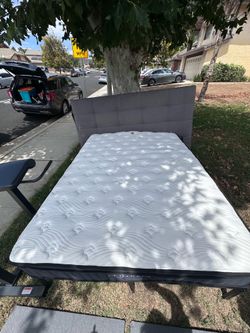 Queen mattresses