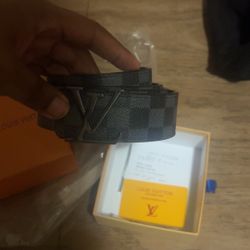Louis Vuitton belt 