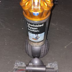 Dyson Vacuum 