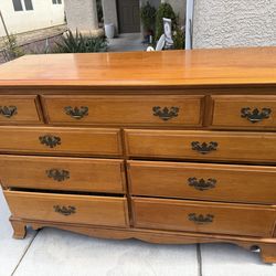Maple Dresser with 9 Drawers, solid wood