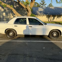 2010 Ford Crown Victoria