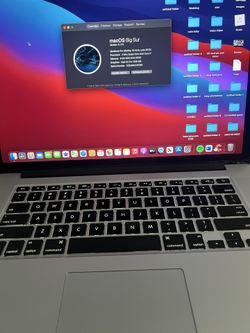 Apple MacBook Pro 15 inch RETINA i7 1TB SSD • 8GB