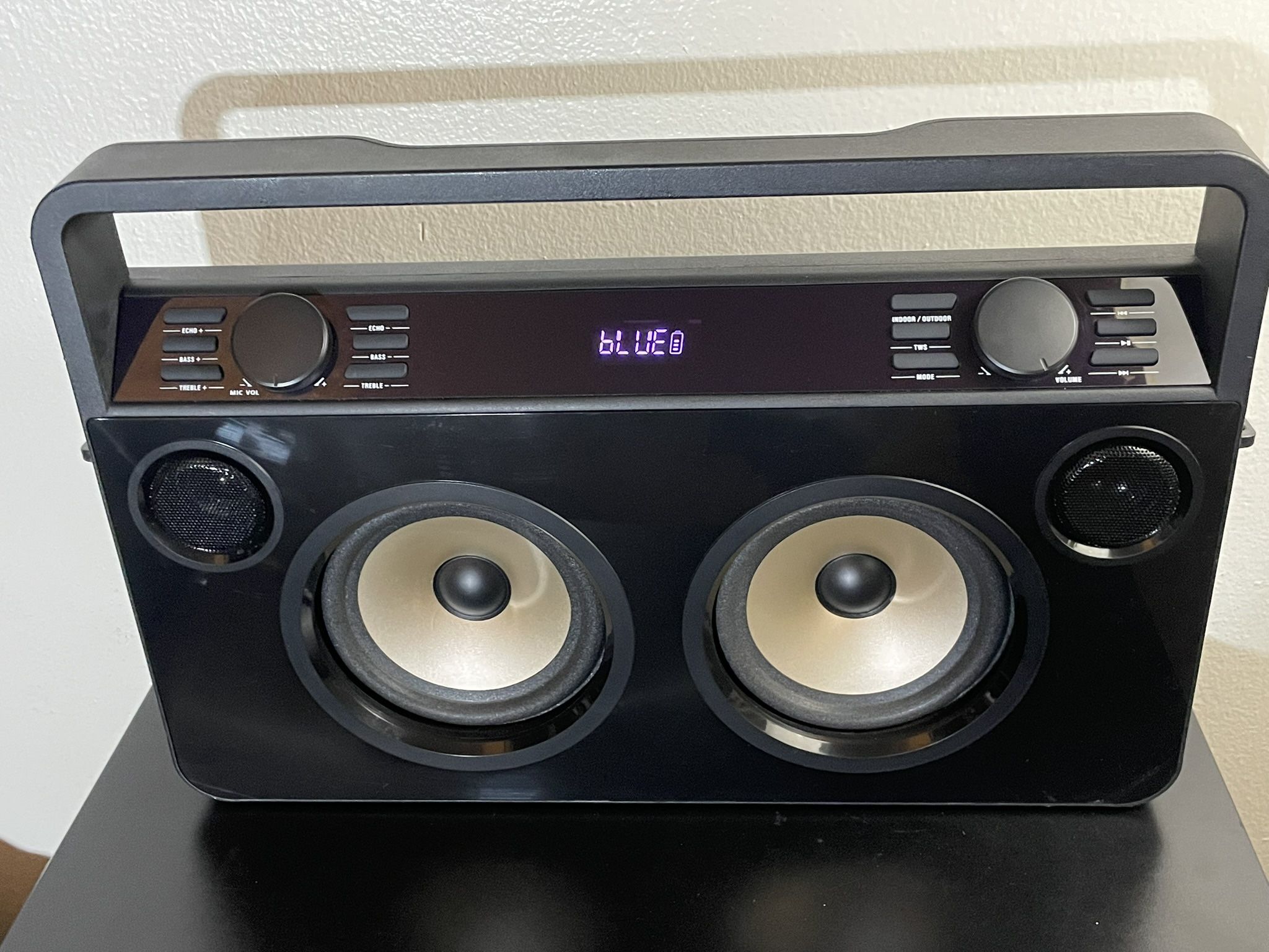 Zizo Portable Retro Bluetooth Speaker