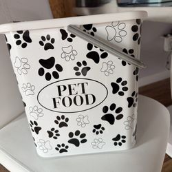 Pet Food Storage