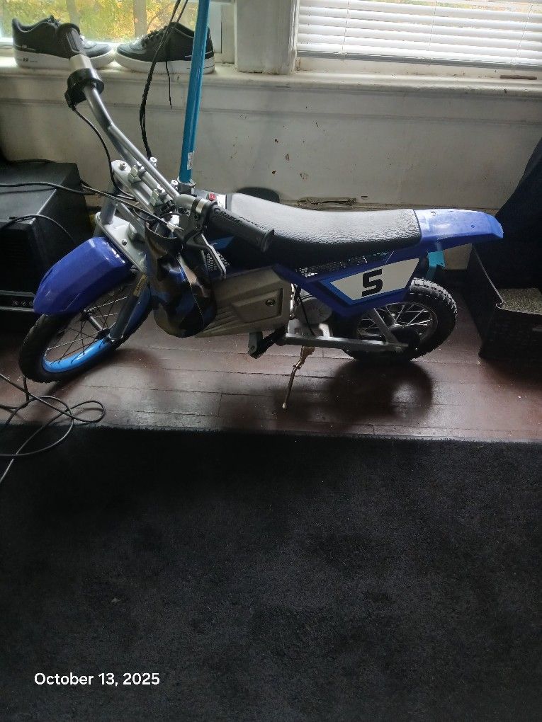 Razor Electric Dirt Bike