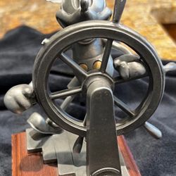 Limited Edition, Hudson Fine Pewter Figure