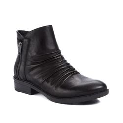 BARETRAPS Black Oiled Faux Leather Ruched Zipper Detail Yuno Ankle Booties