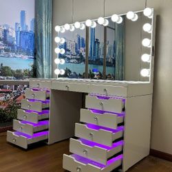 Vanity Table With Hollywood Mirror Light Bulbs With Bluetooth Speakers 