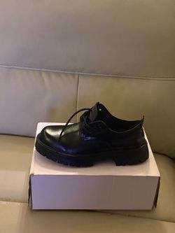 Black Leather Lace-Up Derby Shoes