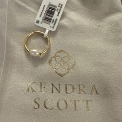 Leighton Gold Pearl Band Ring in Freshwater Cultured Pearl