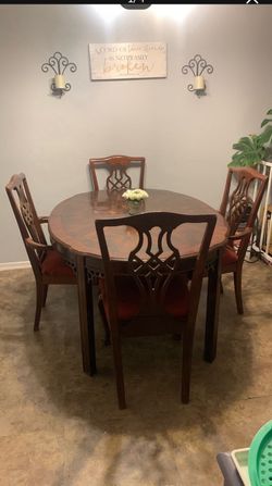 Dining set