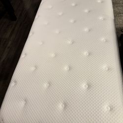 Clean Twin Mattress - “Nolah Original”, Hybrid