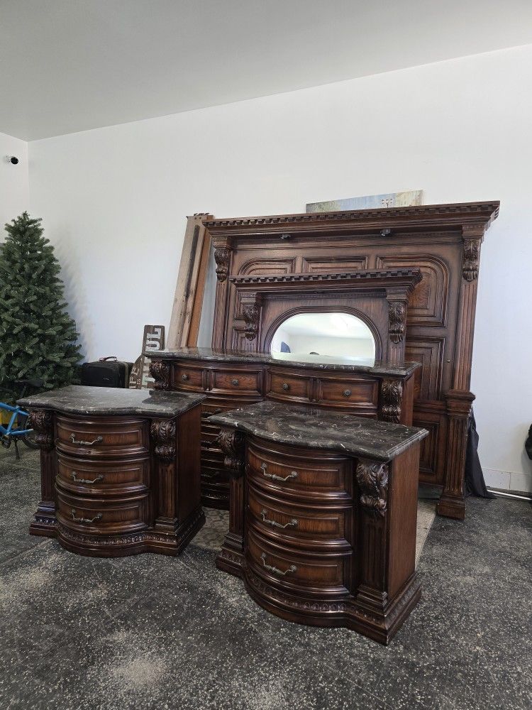 King Size Bedroom. Fairmont Furniture