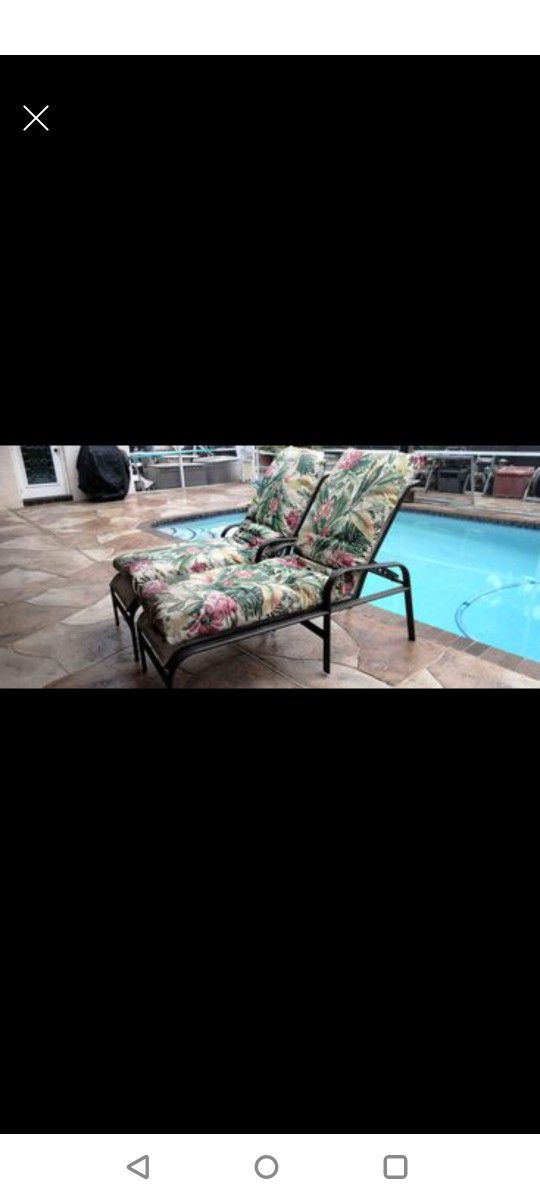 Commercial Chaise Lounge Chairs With Tropical Cushions Pool Deck Patio Porch Balcony Spa Outdoor Furniture Lounge Chairs 