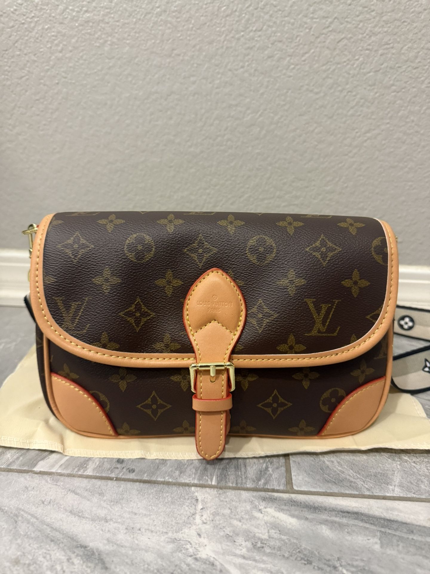 louis vuitton diane Bag