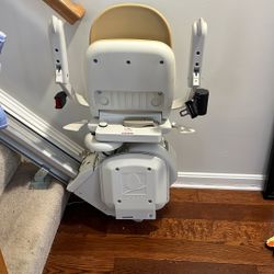 Acorn Stair lift
