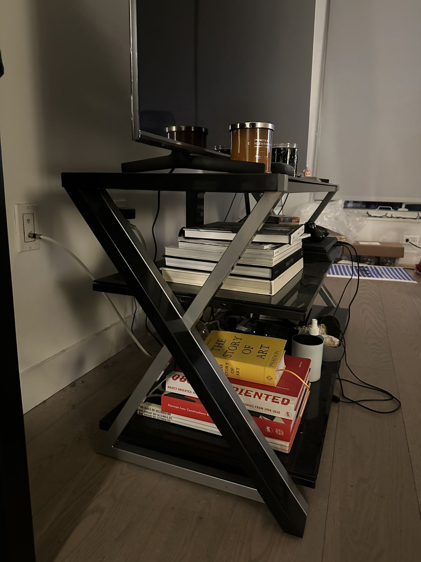 Black & Glass TV Stand