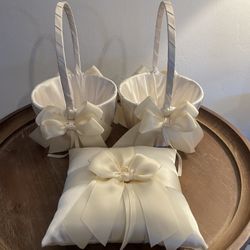 Flower Girl Baskets And Ring Pillow