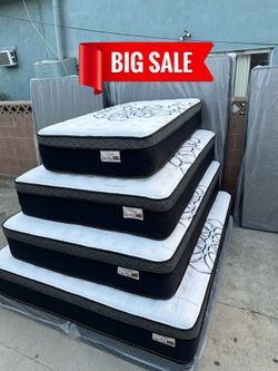 Queen Size Mattress Pillow Top 12"    new Mattress in a plastic sealed We offer same day delivery