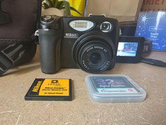 Nikon Coolpix 5400