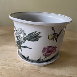 Floral Ceramic plant pot with water hole and dish 