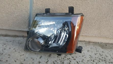 05 06 07 08 09 10 11 12 13 14 15 NISSAN XTERRA LEFT DRIVER HEADLIGHT HEAD LIGHT OEM USED