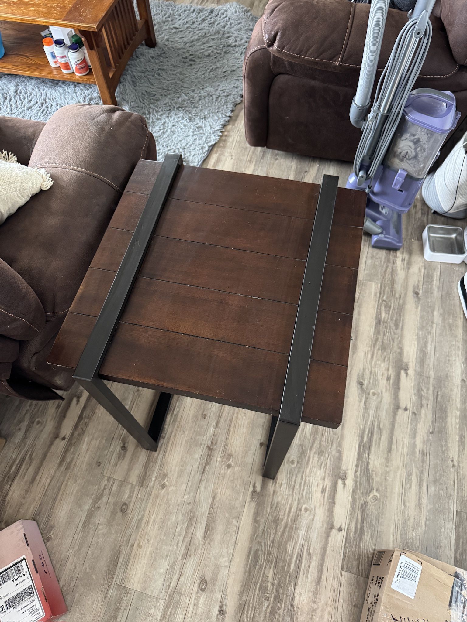 2 piece end-table set