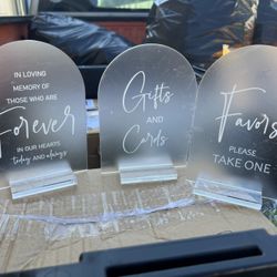 Clear Acrylic Wedding Sign with Stand for Ceremony Reception 5 x 7 Guest Book Cards and Gifts In Loving Memory Favors Please Take One Table Sign for W