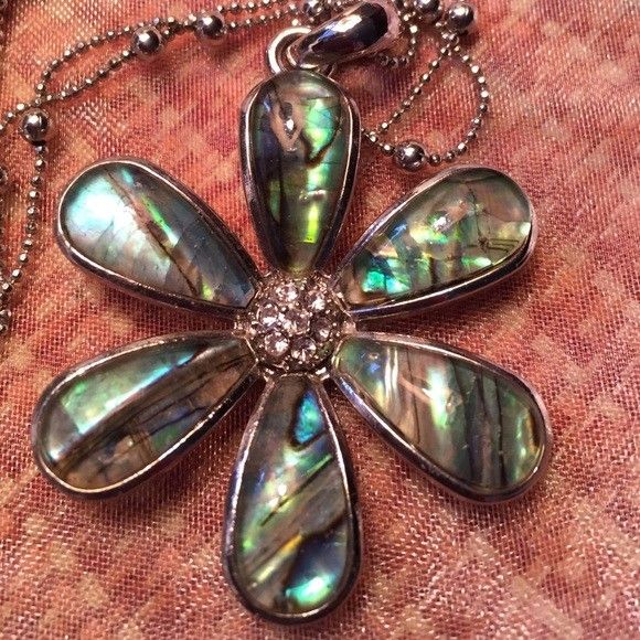Lia Sophia Flower Necklace Pendant