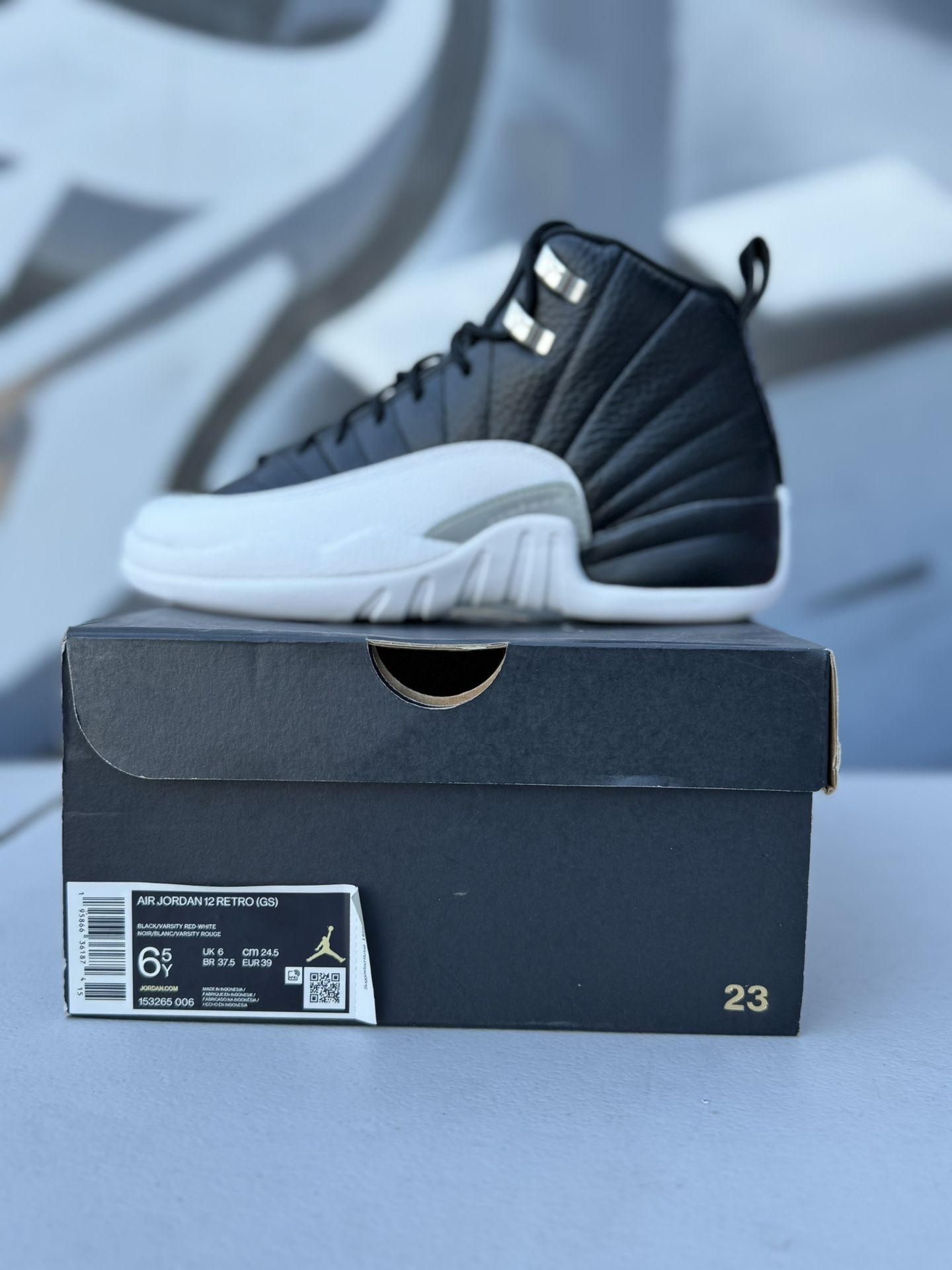 Jordan 12 retro GS Playoffs 2022