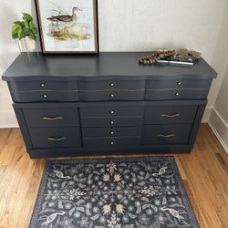 Selling Dressers And Such. 