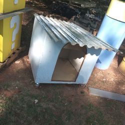 Dog House 3/4 In Plywood Brand New With Wheels On It 60 Bucks