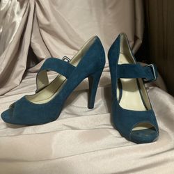 Suede Pumps Nine West Size 8
