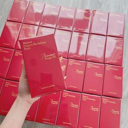  Maison Francis Kurkdjian Baccarat Rouge 540 Extrait de parfum in a 70ml (2.4 fl. oz.) size. Brand New With Box And Bag