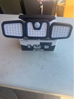 Split led solar light