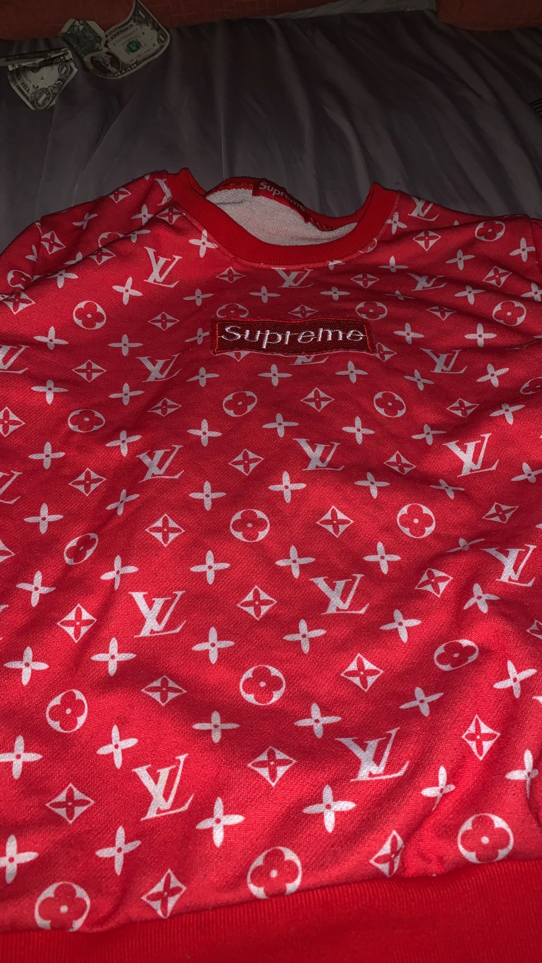 louie supreme size large