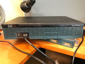 Cisco series 2911 router
