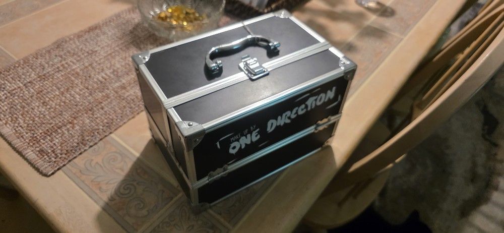 Makeup Box