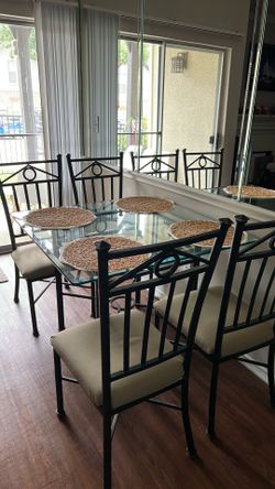 Dinning table