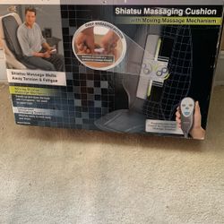 Homedics Massaging Cushion