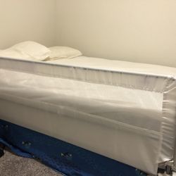 Regalo Baby Extra Long Hideaway Bedrail